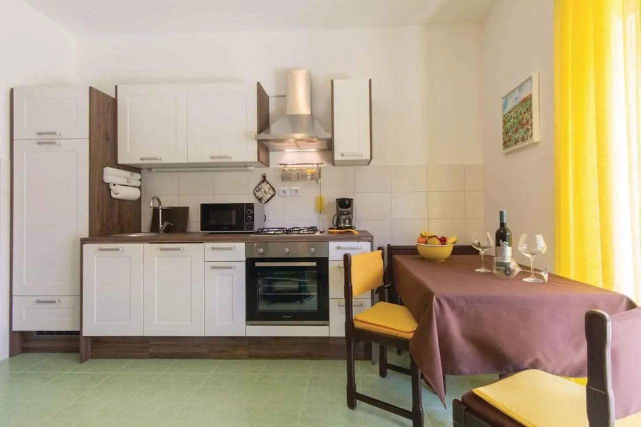 Apartment In Pula - Istrien 43382