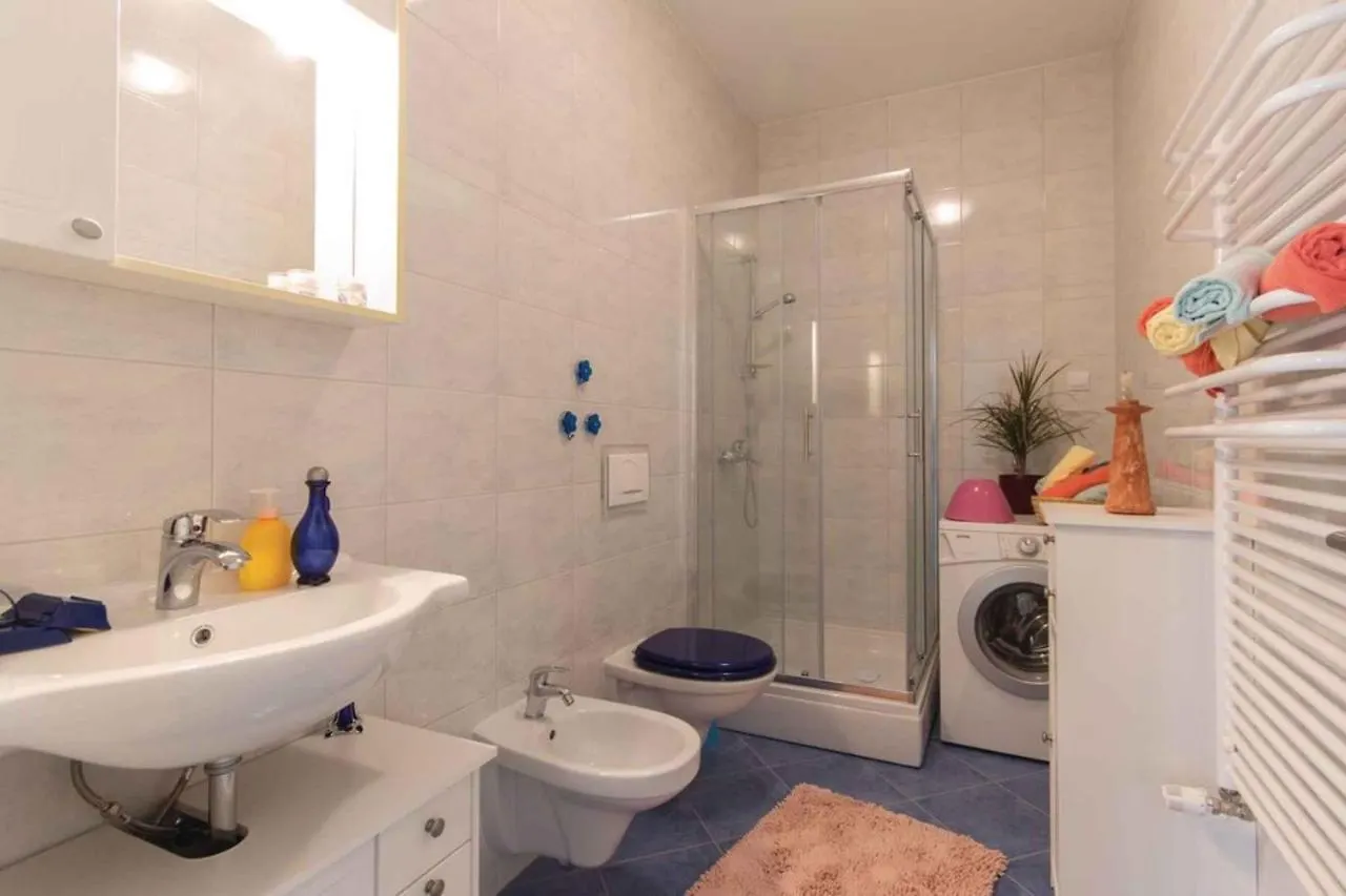 Apartment In Pula - Istrien 43382 0*,